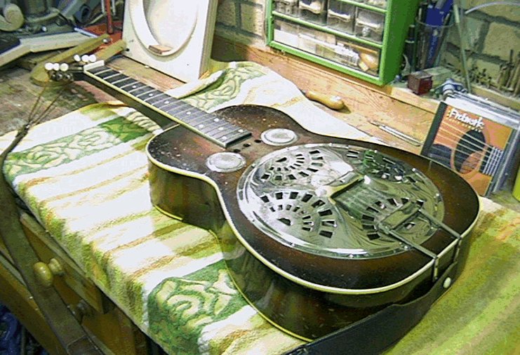 Picture of dobro before starting